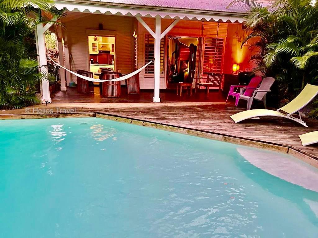 Villa Sisley, 2 Chambres, Piscine Privee, Plage A 100 M Sainte-Rose Exterior foto